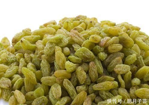 葡萄干和此物一起泡，每天一杯，手脚暖和了，脸色红润，睡得香甜