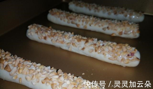 奶油奶酪|一次发酵的面包我这样做，比外面买的还好看，三重味道吃不腻！