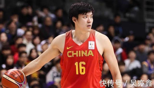 董瀚麟|场均3.7+3.8!CBA名将下滑严重,糟糕表现让李春江不满,或被弃用
