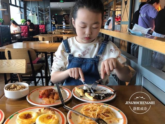 酸辣汤|九岁小学生一周午餐分享,每天不重样,朋友:还缺孩子吗?