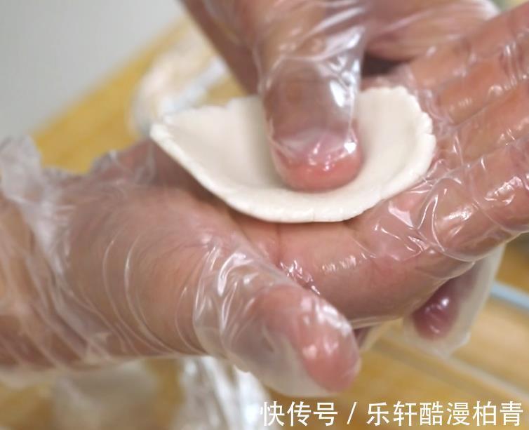 绿豆|大米也能做月饼不仅低糖低脂，而且香味十足，女生多吃也不怕胖