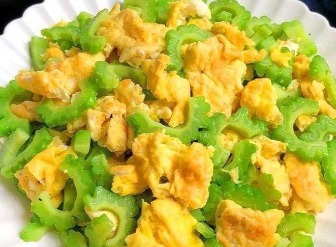 胰岛|苦瓜里加点“料”,连吃一周,血糖一降再降,并发症也消失了