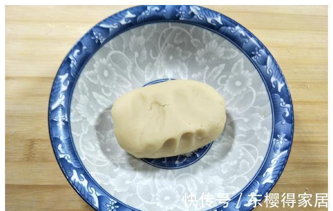 孩子|教你做面食，酥到掉渣的小酥饼，层次丰富，孩子特别爱吃