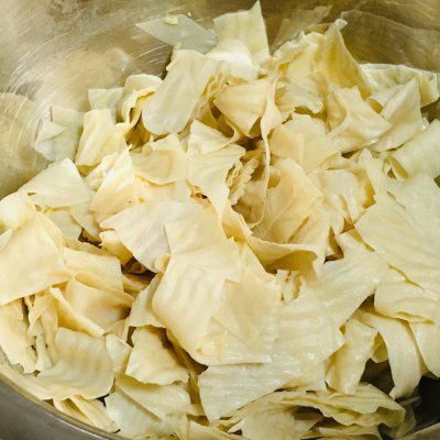  豆油|好吃到流泪的豆油皮炒莴笋，连吃三天都不够！