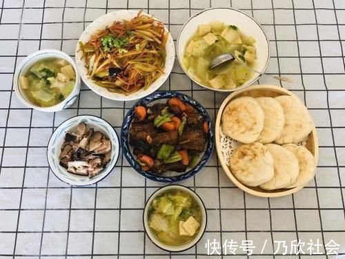 晒晒我家一周7天的晚餐，每天3个菜，简单却有荤有素，全家都爱吃