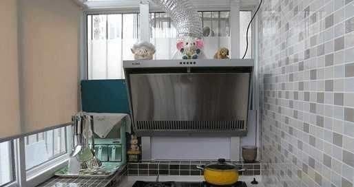 承重墙|老公一意孤行把阳台改成厨房,没想到楼下邻居天天上门来投诉