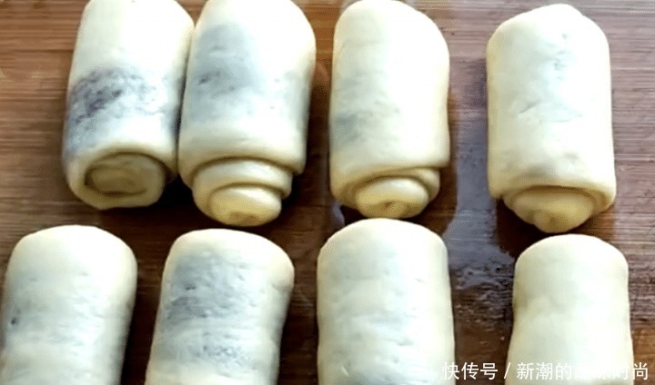 不用|家庭版面包,不用烤箱,简单一做,香甜暄软层次多,比买的还好吃