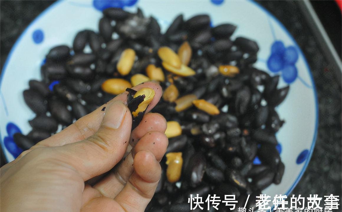 火龙果糍|便秘长痘反反复复?秋天该吃此物!搓一搓撒点粉,香甜软糯好解馋