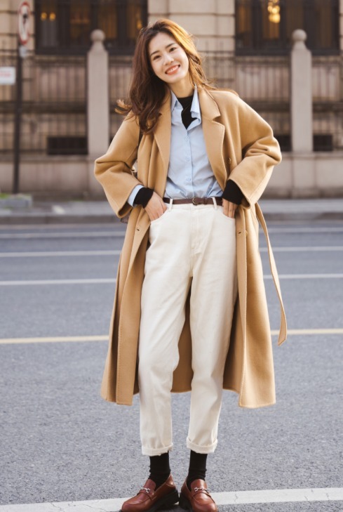 驼色大衣|今年冬装被这件驼色大衣承包了!搭配直筒裤或半身裙,超有气质,