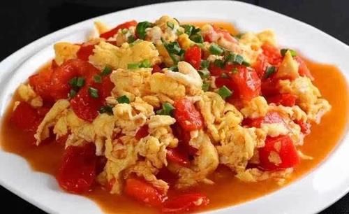 有爱吃炒鸡蛋的,鸡蛋搭配什么蔬菜炒最好吃?炒鸡蛋放调料有什么禁忌?