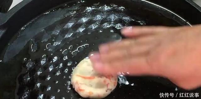 早餐|一个土豆和一碗糯米粉，只要十分钟，简单的早餐