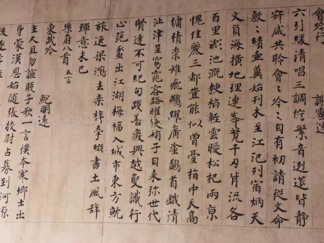 石窟#大美敦煌“飞”入沪上百年建筑，数字化技术“复活”石窟壁画