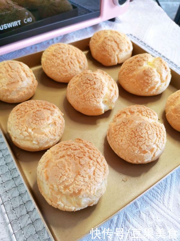 别怪我没提醒你，这道酥皮泡芙一吃就上瘾