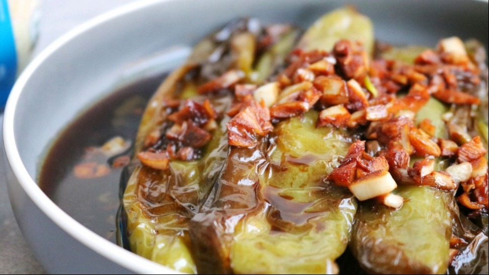 这才是虎皮青椒的好吃做法，鲜香辣爽开胃下饭，味道特别棒！