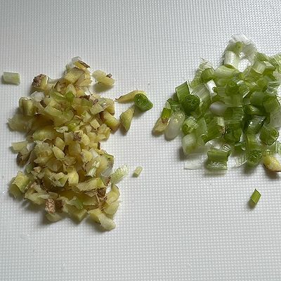 里脊肉|六月黄蒸里脊肉