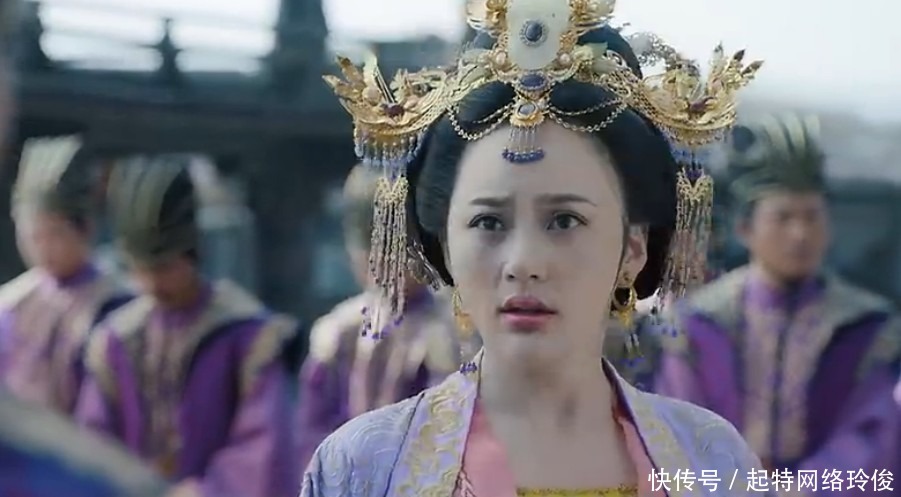 政于|她功比孝庄和慈禧，一生辅助过五位君主，三次垂帘听政后还政于君