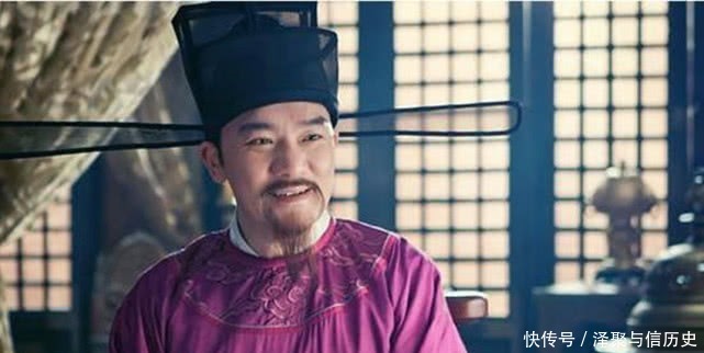 乌纱帽|赵匡胤为何用长翅乌纱帽当官帽,原来他心里苦涩,为了提防一事