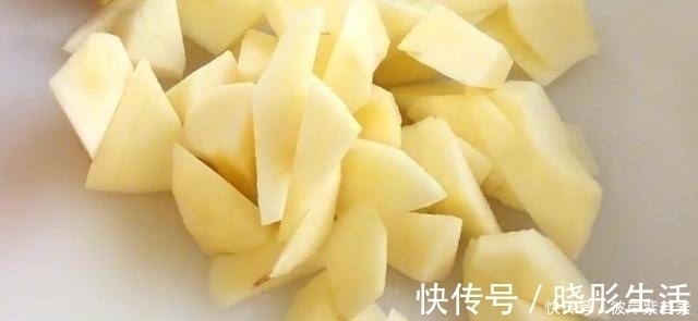 胡萝卜饼|苹果和胡萝卜真好吃。它们柔软,糯甜可口,易于消化