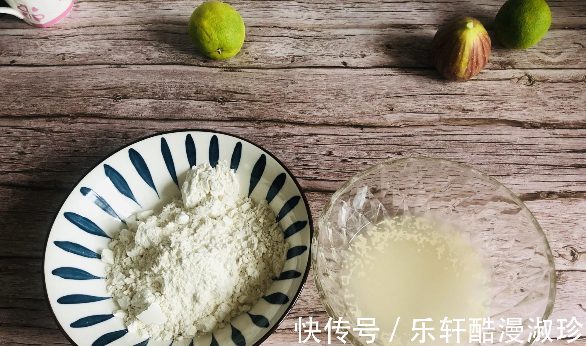 干面粉|三角葱油饼制作简单,一卷一切就成,可烙可烤,焦香酥脆