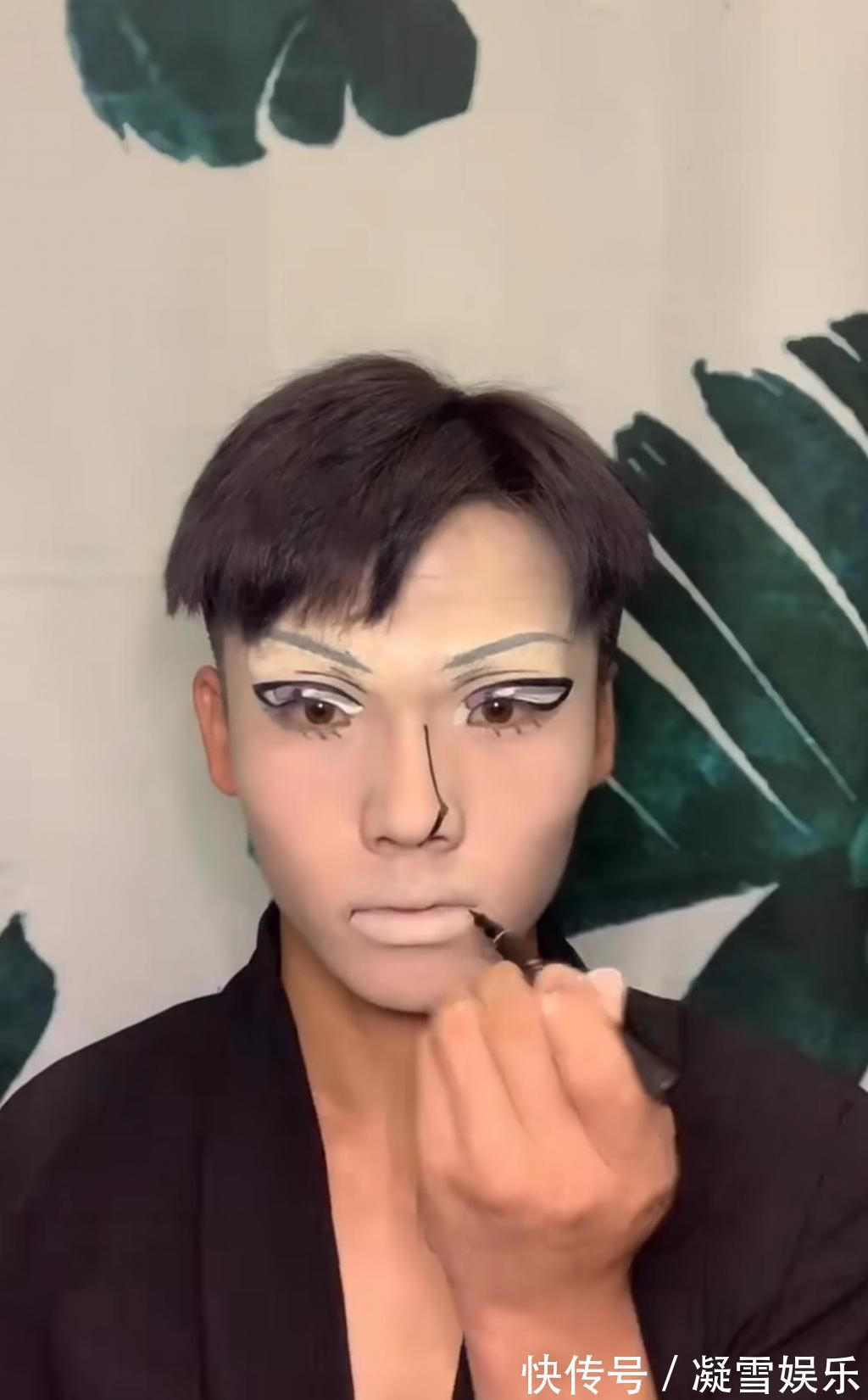 小帅|初中生仿妆“狐妖巴卫”,本以为在搞笑,成品一出非你不嫁