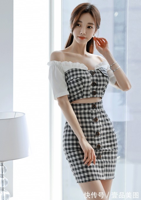 时尚搭配|女神孙允珠的时尚搭配:竖扣灯笼花蕾波纹格纹包臀裙