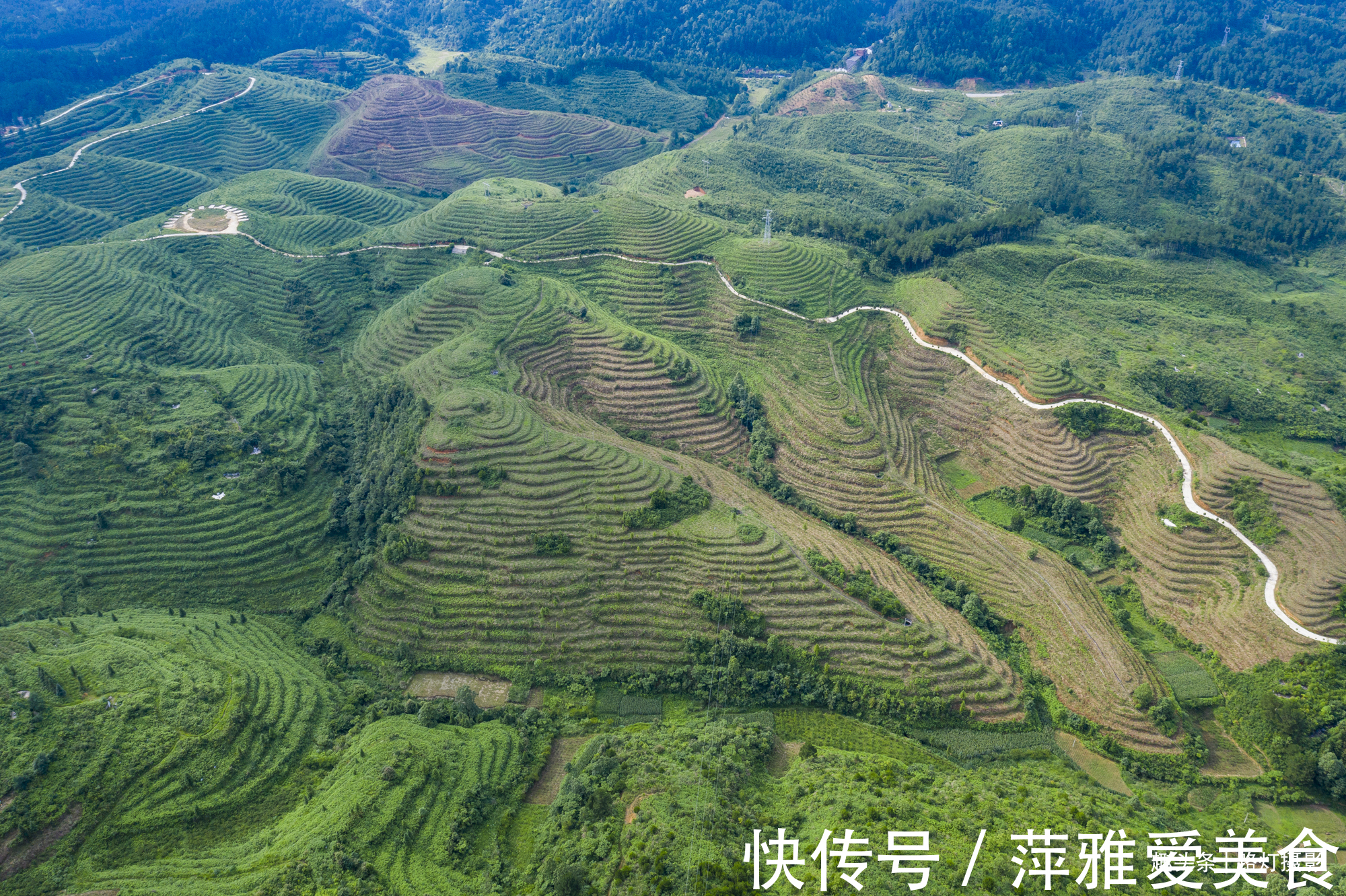 贵定县|贵州大山里的风情画廊，天然项链耀眼夺目，游客直呼：太漂亮了