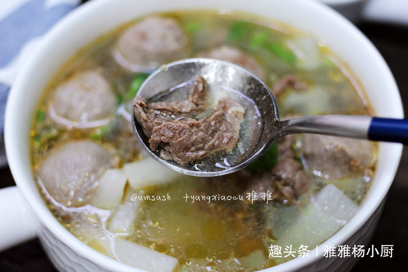 搅拌均匀|冬天，多给孩子喝此汤身体壮，长个长劲不长肉，贵点也要吃