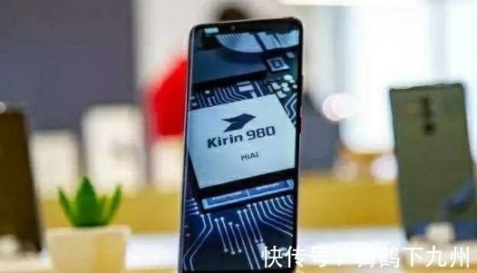收取|一年投入1316亿！美企想“白嫖”华为专利，起诉赔偿10亿美元！