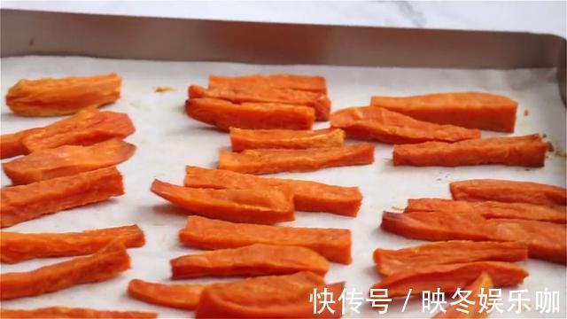 烤盘|红薯干快速做法,不晒不晾,无油无糖,软糯香甜,放半年都不发硬