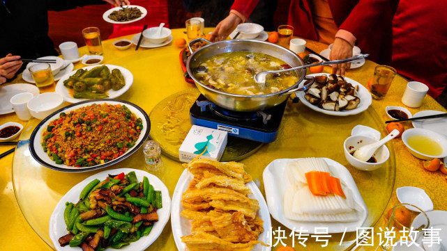 街头饭店|这种美食吃起来嘎嘣脆，全国各地称呼不同，你那叫啥？