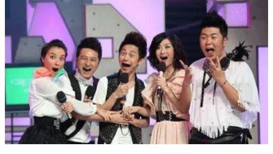 曝《快本》改名《你好星期六》，快樂家族正式解散？只剩何炅一人