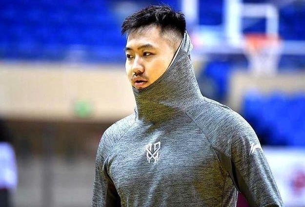 名将|正式解约！CBA名将与睢冉分道扬镳，曾经无球可打