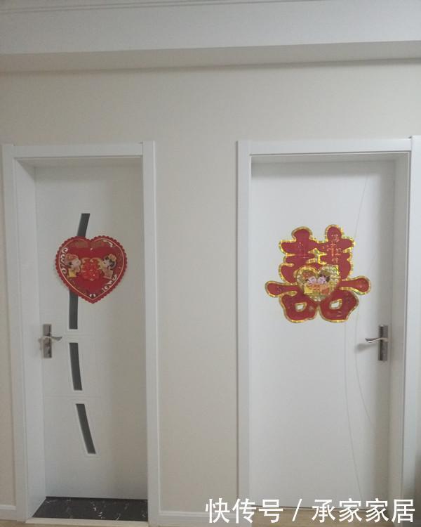 漂亮|头一次见卧室衣柜这么装,太漂亮了,村里亲戚怕弄脏沙发不敢坐