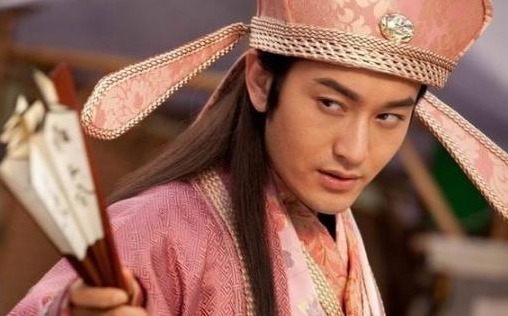 火葬场&火葬场门口一对联”进来一个人,出去一个盒“,下联还怪渗人