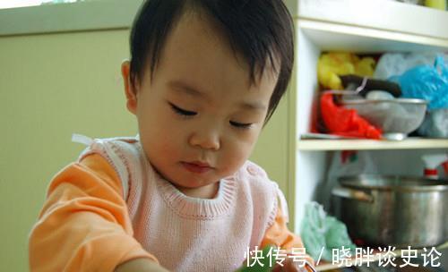 父母|2岁孩子发育停滞,仅仅因为父母忽视了这一点!