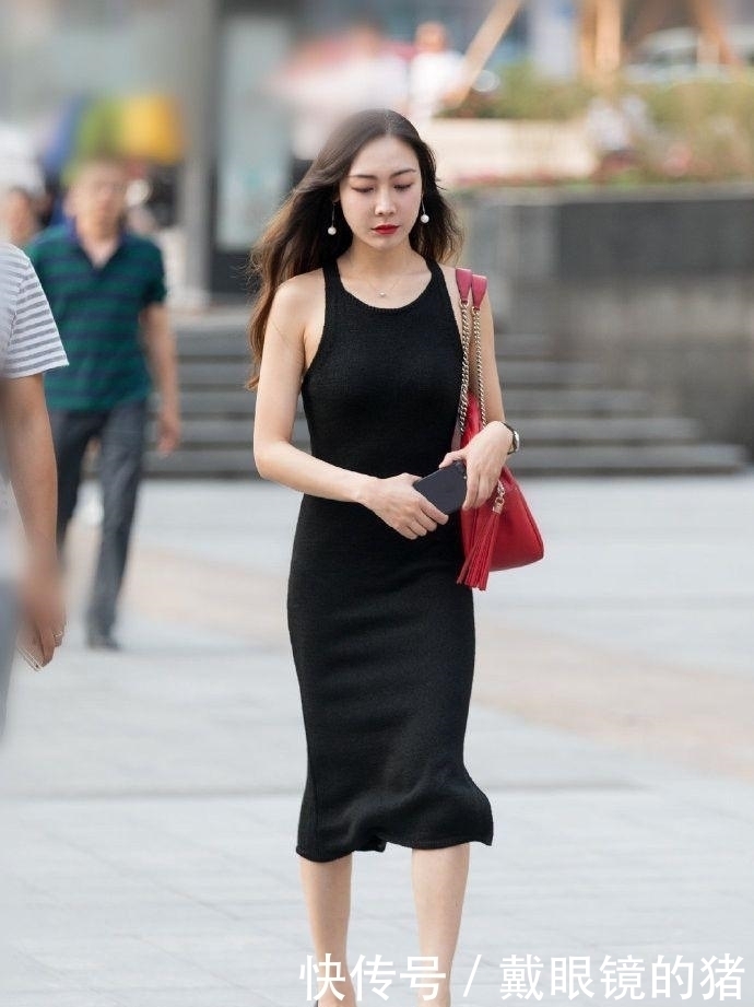 穿搭|美女街拍:甜美范的穿搭参考示范,让你美的清新脱俗