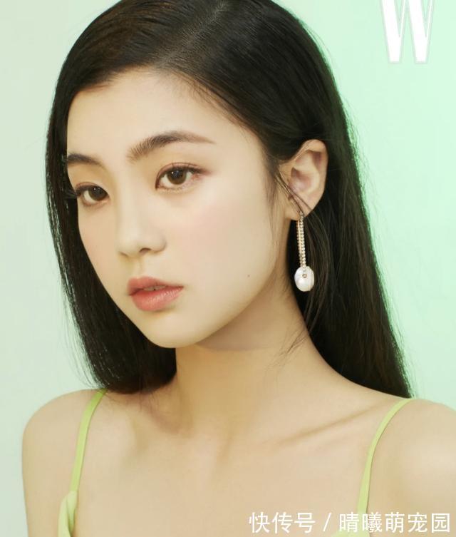 眉毛|圆脸女生要这样化妆,简单不复杂,但又很显脸小,新手都能学会