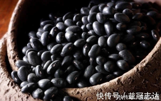 黑豆|黑豆此种吃法,血管血栓通顺了,气色好了,更年轻,好处数不胜数