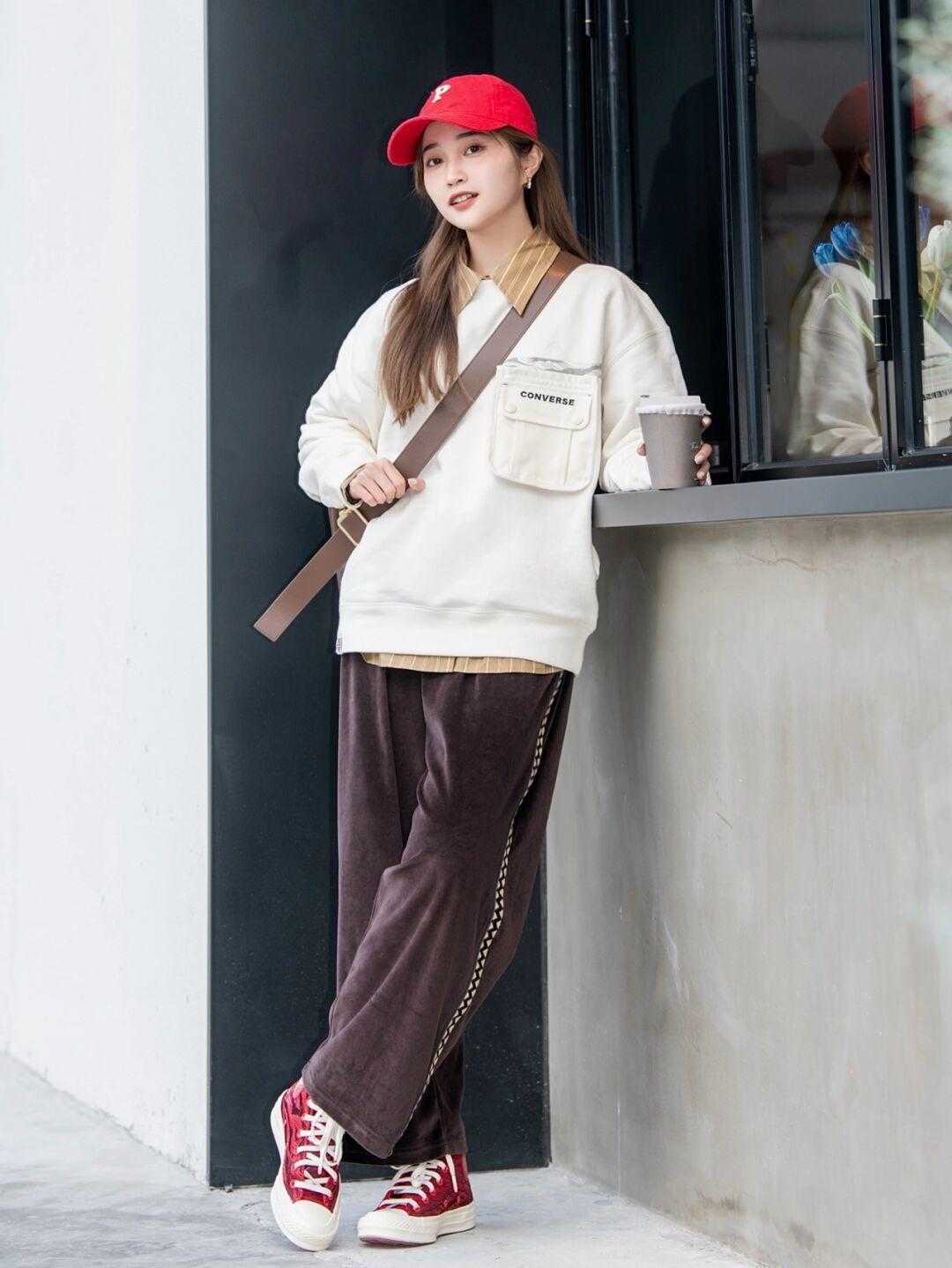 大长腿|初春的卫衣就该这样搭,减龄时髦又有个性,让你轻松美出新高度