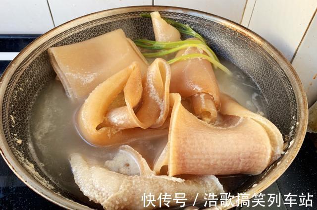 养颜|吃它堪比阿胶,却比阿胶便宜几十倍,补血养颜,可惜很多人都扔了