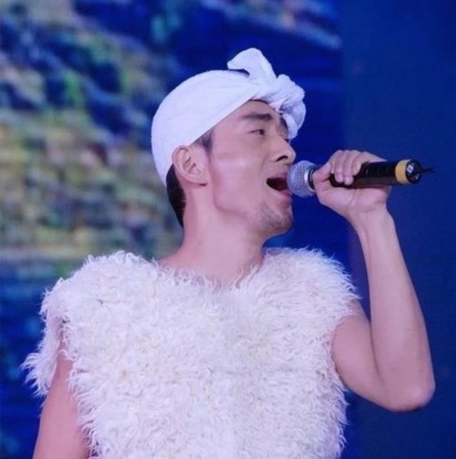 从身价千万到“伪造农民身份”,被揭穿谎言后的阿宝,现状如何