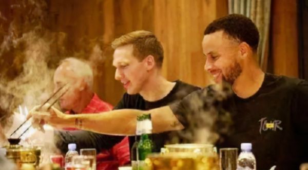 马布里|NBA球星想伪装成中国人,别人都在模仿 只有他活成了中国人