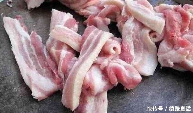 一斤五花肉10个鸡蛋，这样做出来酥香可口，肥而不腻，做法简单！