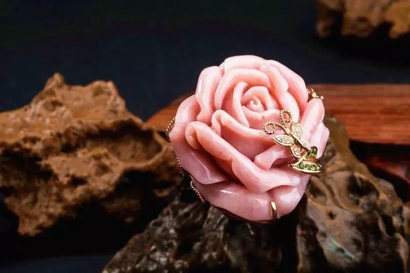 光学效应 8种珠宝界特有的光学效应,又美又神奇,能认识一半都算行家啦!