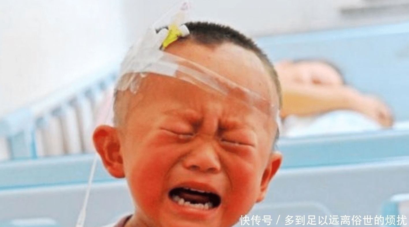 医生|儿子高烧医院排队800多号,宝妈大闹医院,医生:自“作”自受