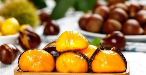 原来给板栗开口很简单，只需要多加1个瓶盖，简单快速还不伤手！