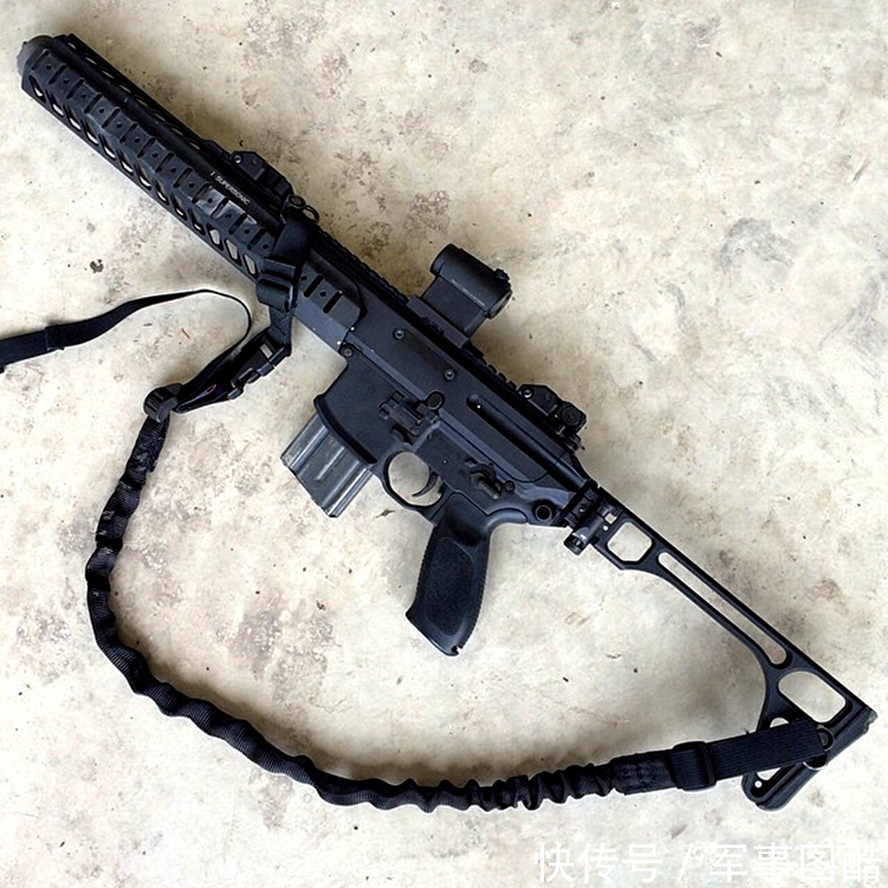 欣赏|轻武器欣赏系列,一组精神的枪械图,喜欢就点进来