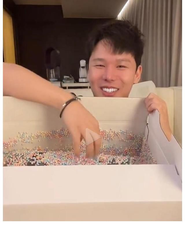 《机智的恋爱》女嘉宾各自美好,张慧贤频频秀恩爱,米米大方晒娃
