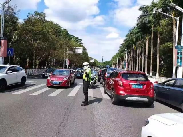 低薪|东莞“小蛮腰”刷屏朋友圈！牛年这些景点很“红”