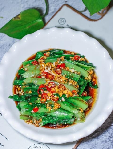 很多人不认识这种蔬菜,每天炒一盘,肠道通畅了,胖人越吃越瘦